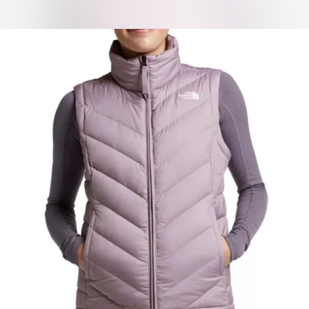 NWOT! The North Face Women's Sz Med  Lavender Puffer Vest
APLZ 550 goose Dawn